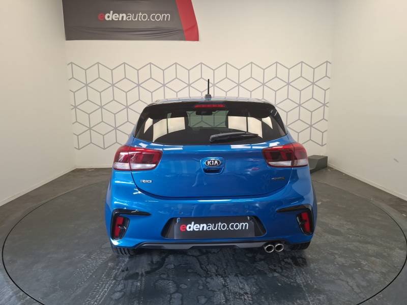 Kia Rio - Photo 4