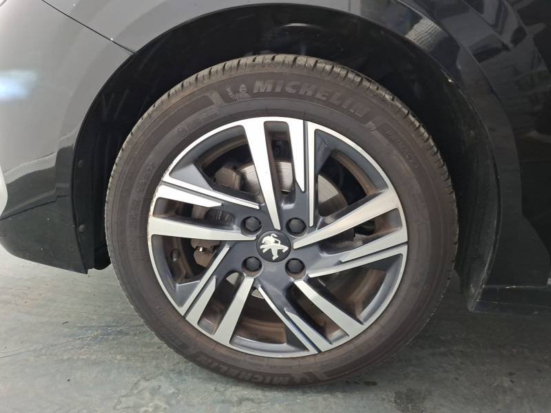 Peugeot 208 - Photo 14
