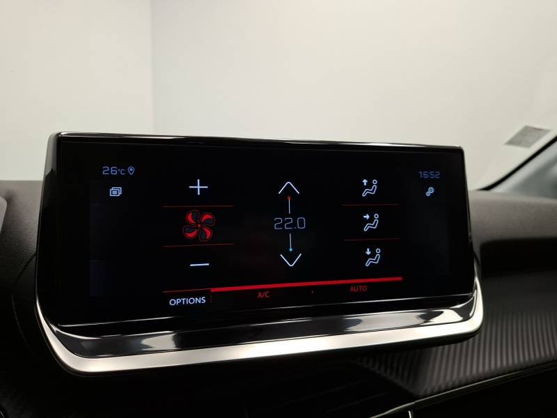 Peugeot 208 - Photo 20