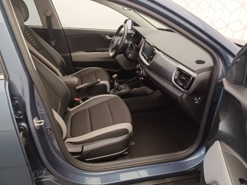 Kia Stonic - Photo 13