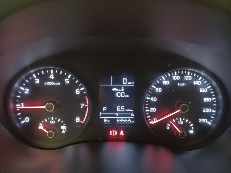 Kia Stonic - Photo 22