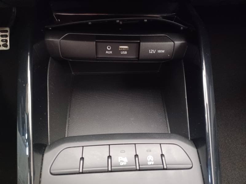 Kia Stonic - Photo 26