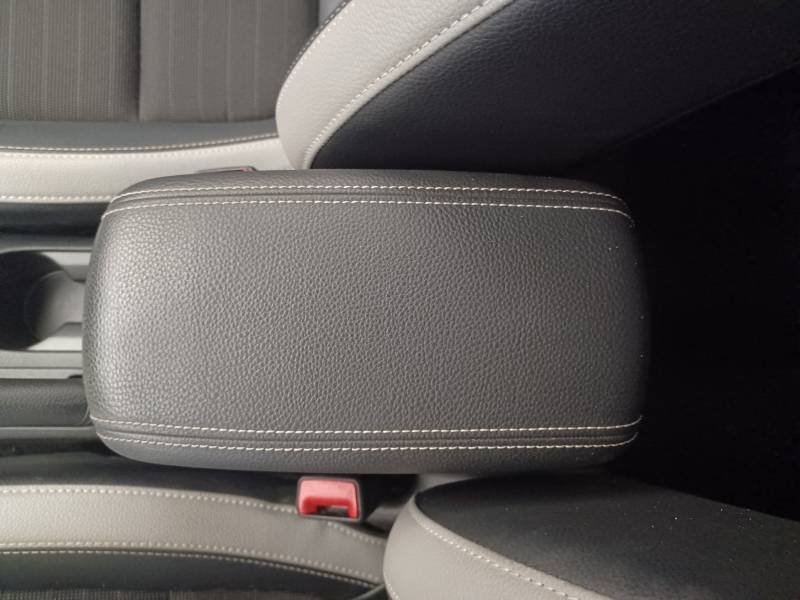 Kia Stonic - Photo 28