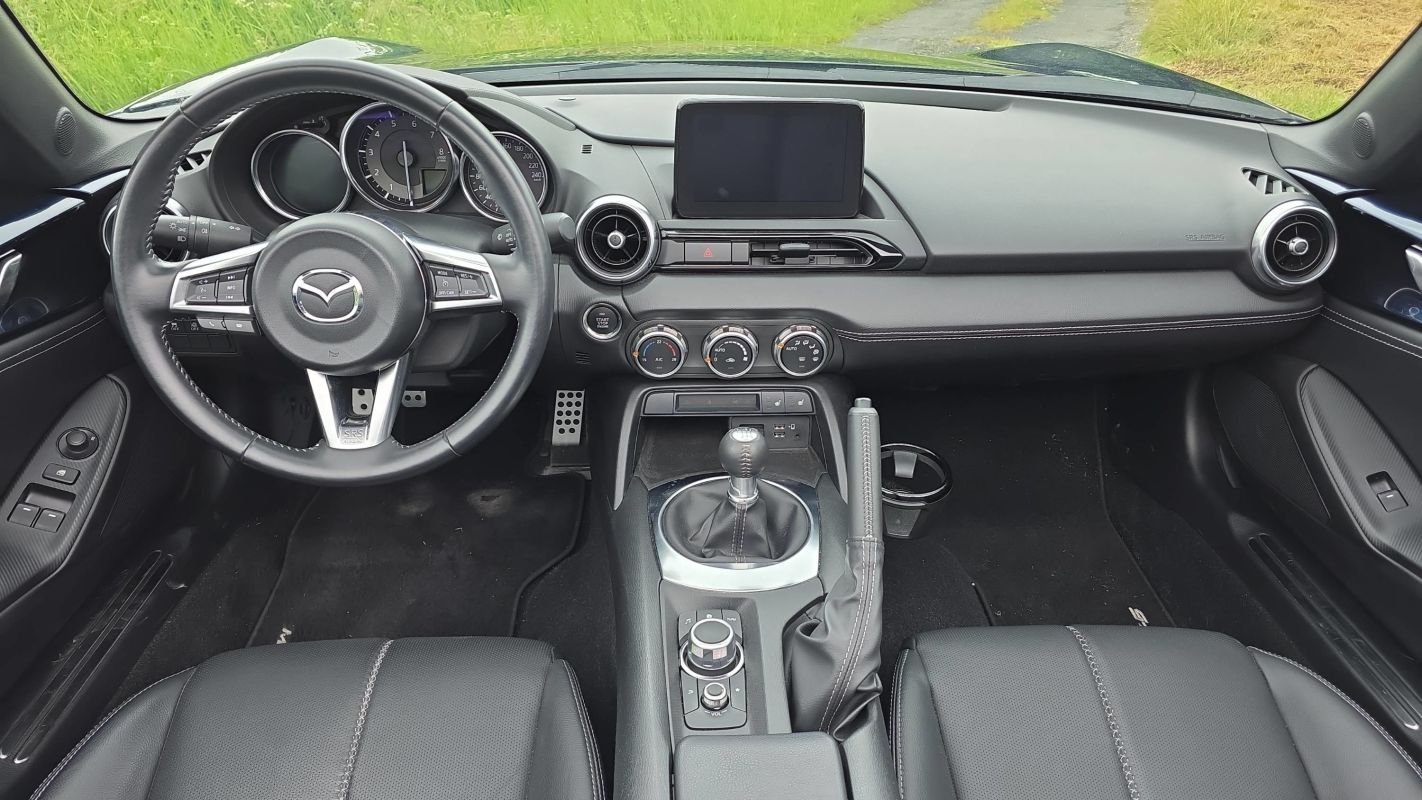 Mazda MX-5 - Photo 11
