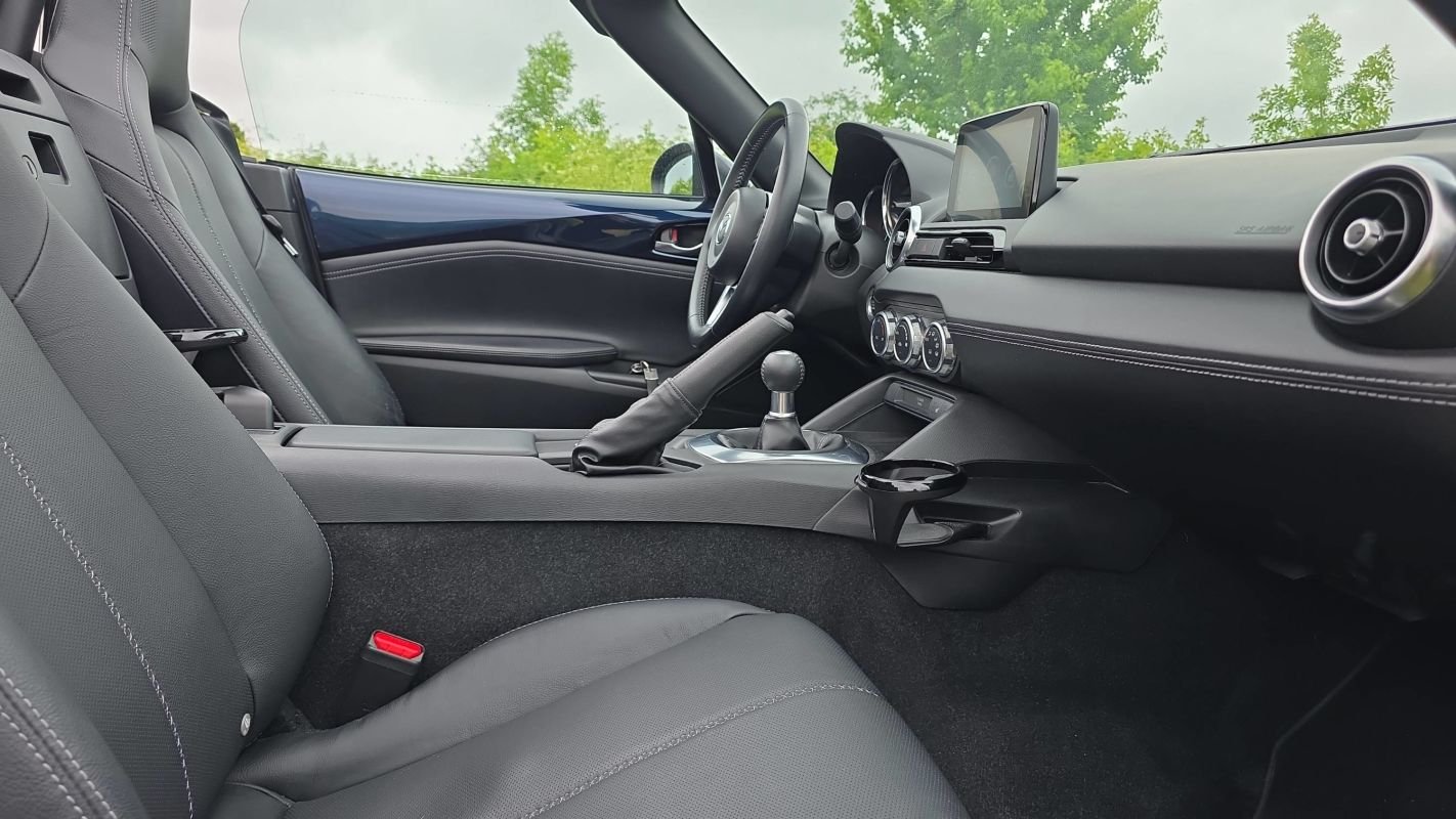 Mazda MX-5 - Photo 25