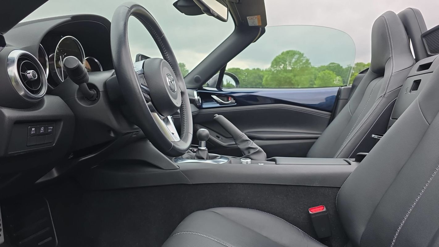 Mazda MX-5 - Photo 26