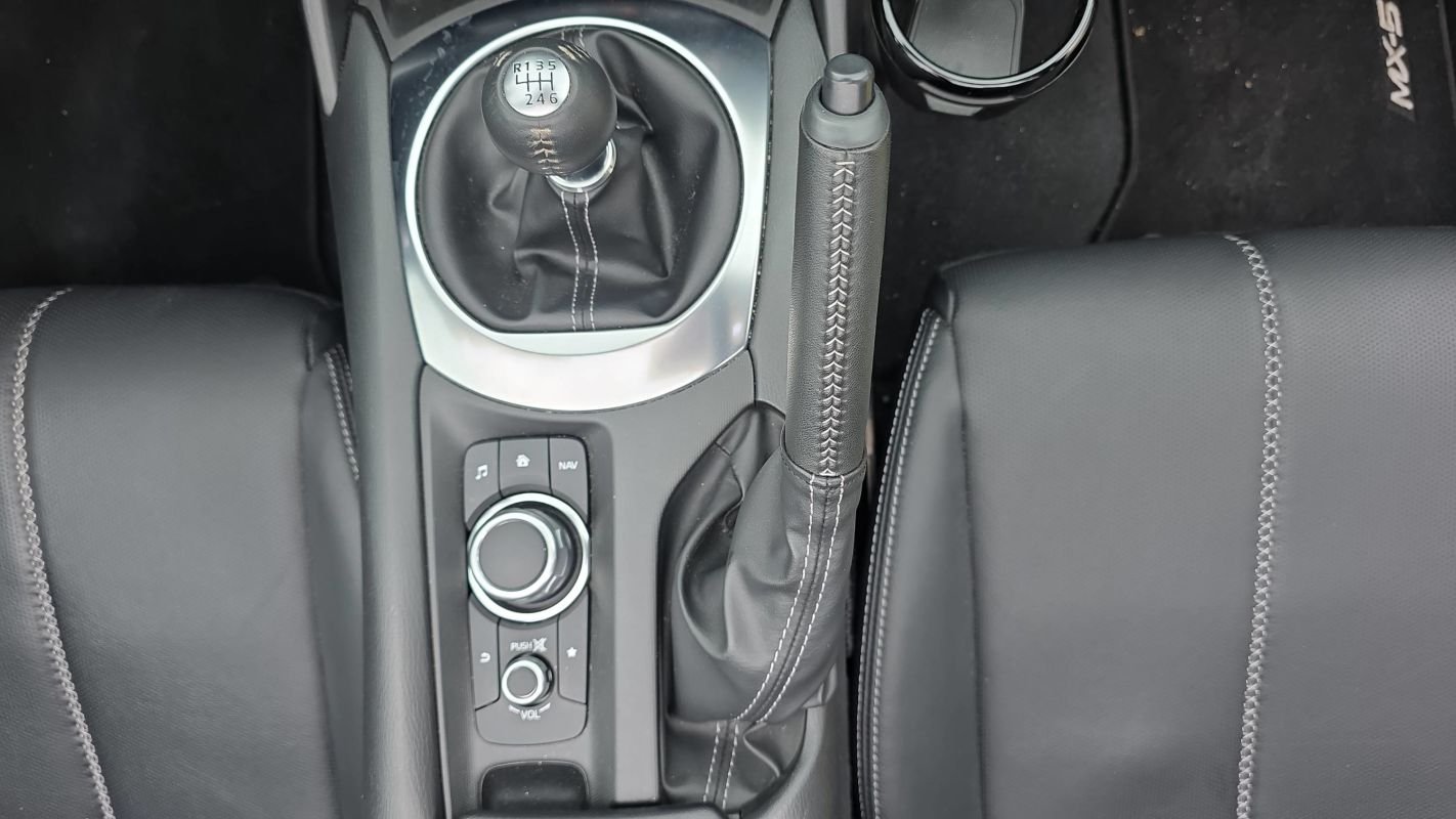Mazda MX-5 - Photo 27