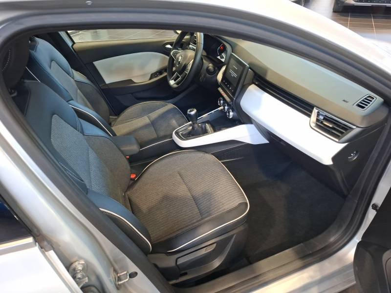 Renault Clio - Photo 13