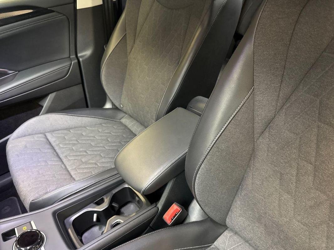 Volkswagen Tiguan - Photo 12