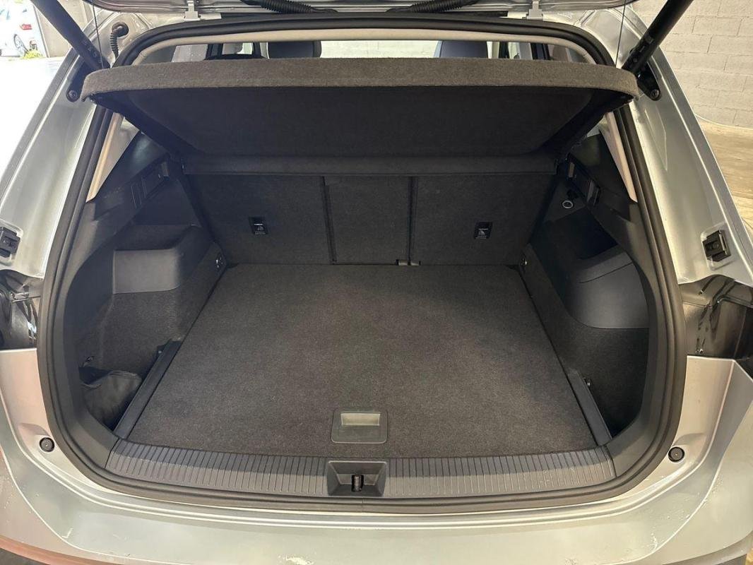 Volkswagen Tiguan - Photo 31