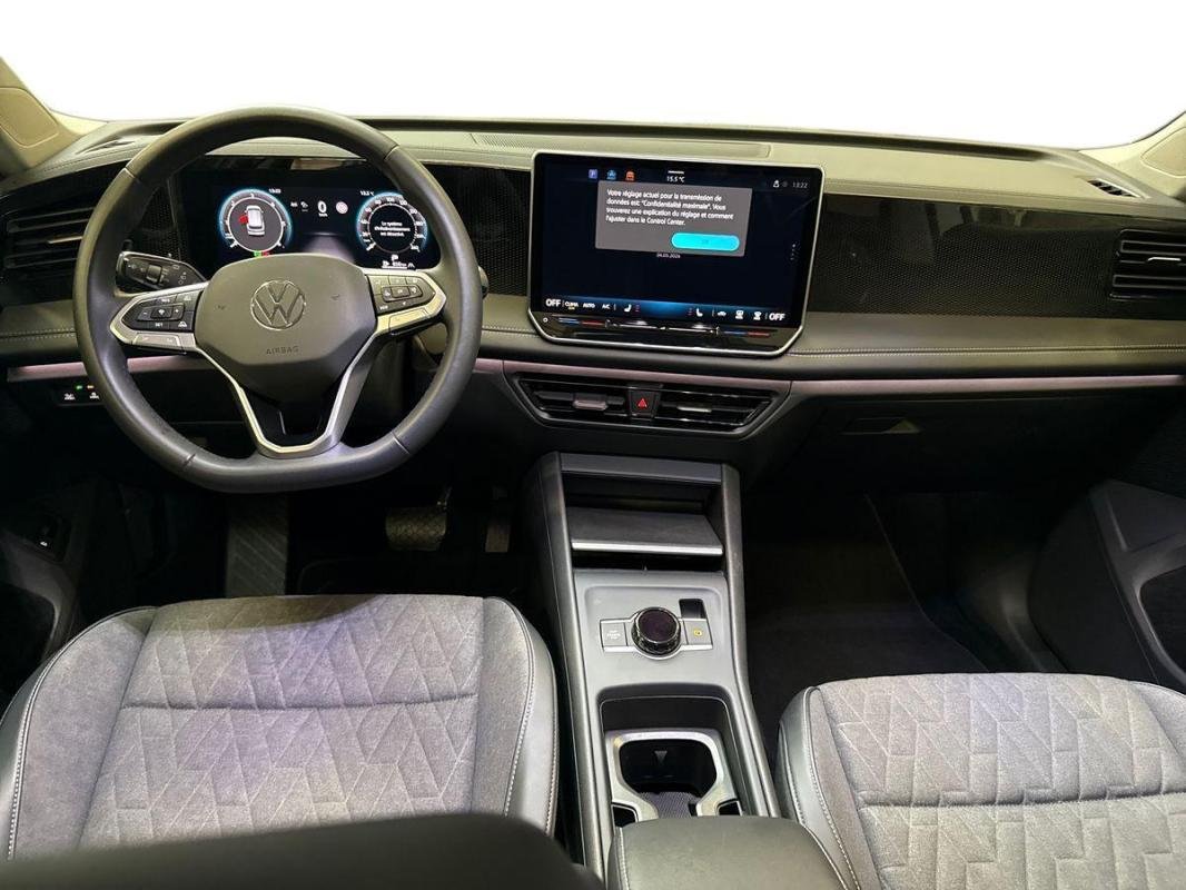 Volkswagen Tiguan - Photo 8