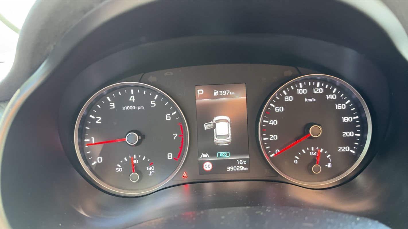 Kia Stonic - Photo 12