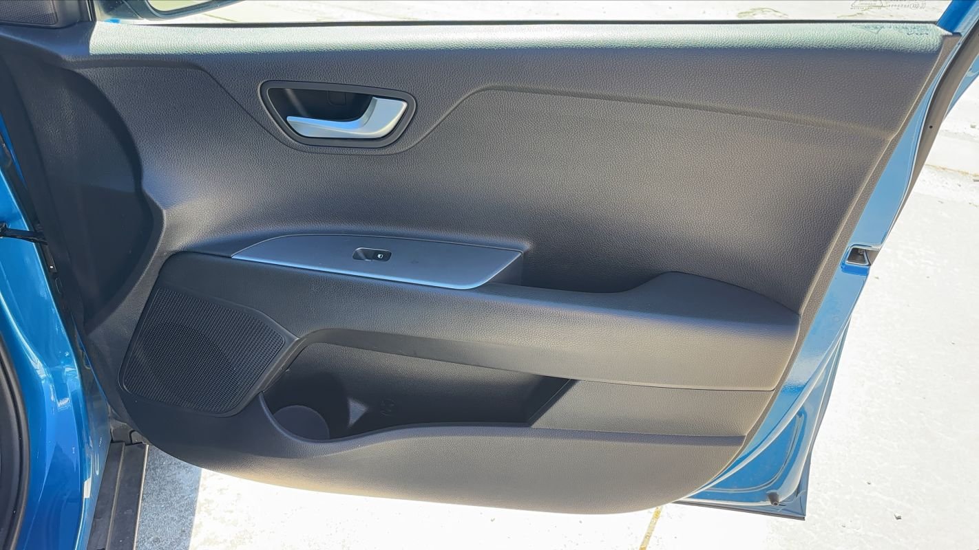 Kia Stonic - Photo 22