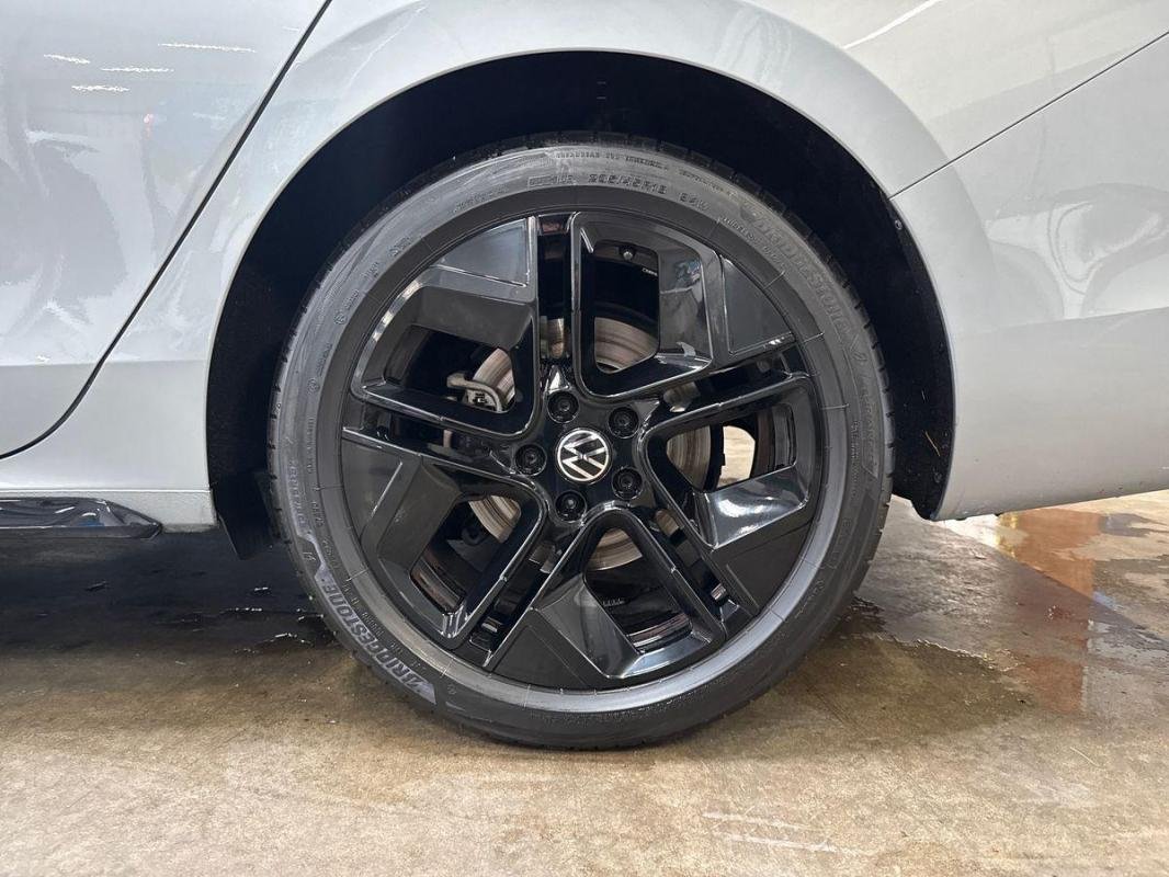 Volkswagen Passat - Photo 28