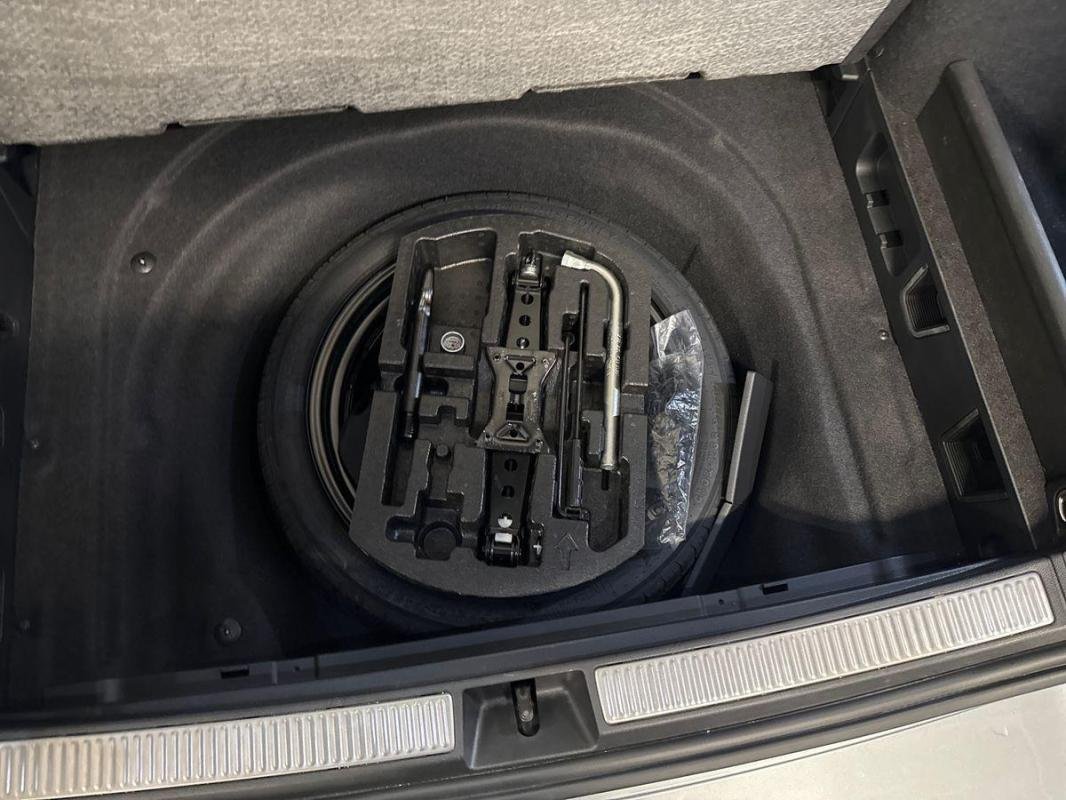 Volkswagen Passat - Photo 34