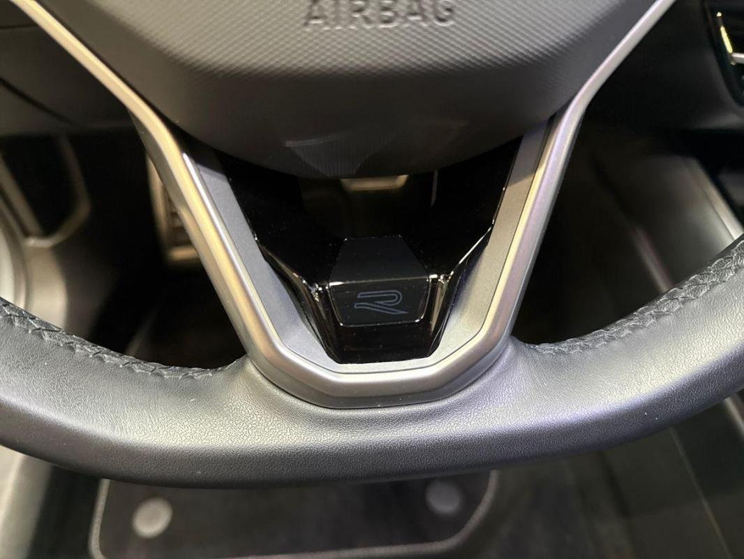 Volkswagen Passat - Photo 37