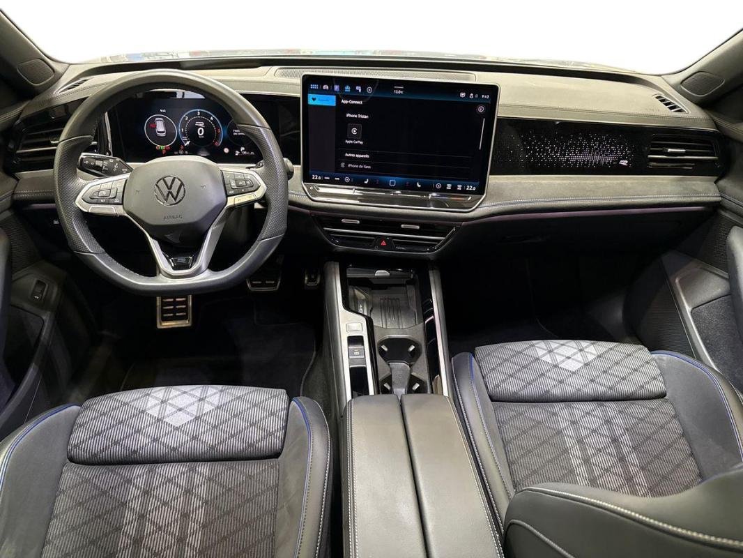 Volkswagen Passat - Photo 8