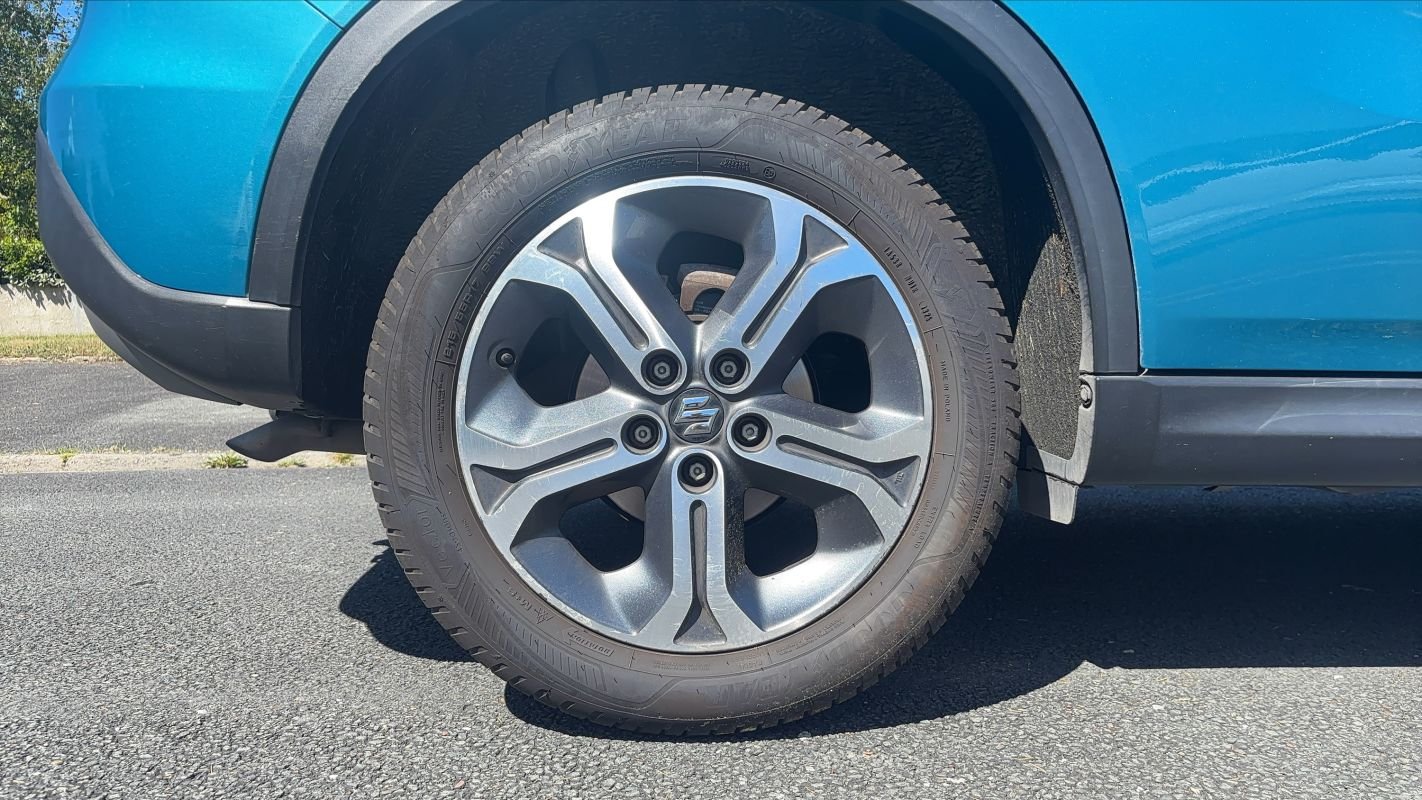 Suzuki Vitara - Photo 16