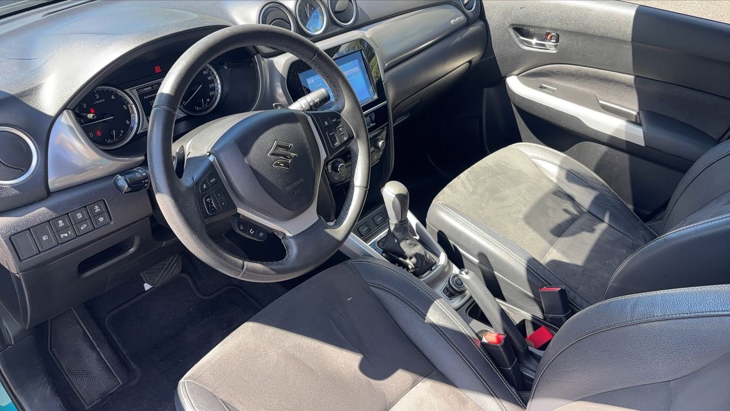 Suzuki Vitara - Photo 8