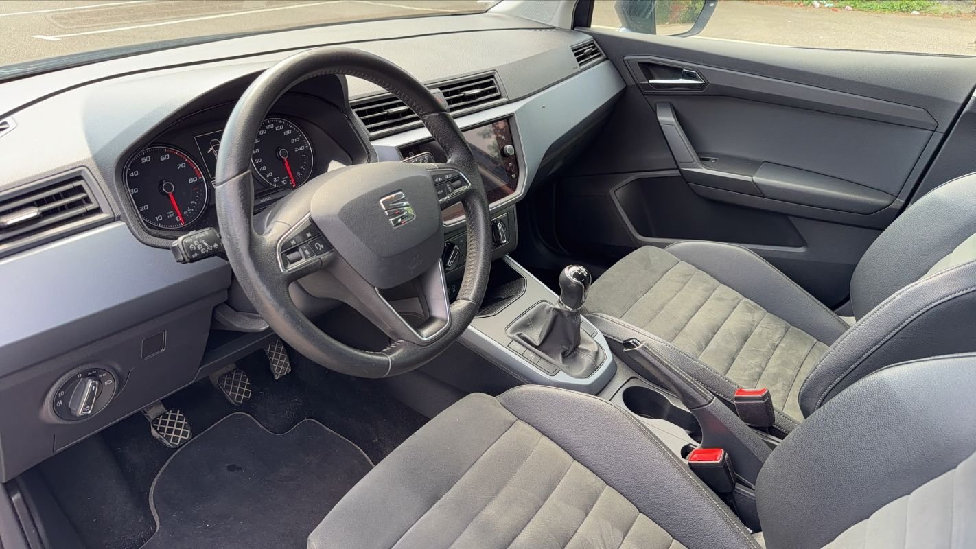 Seat Arona - Photo 8
