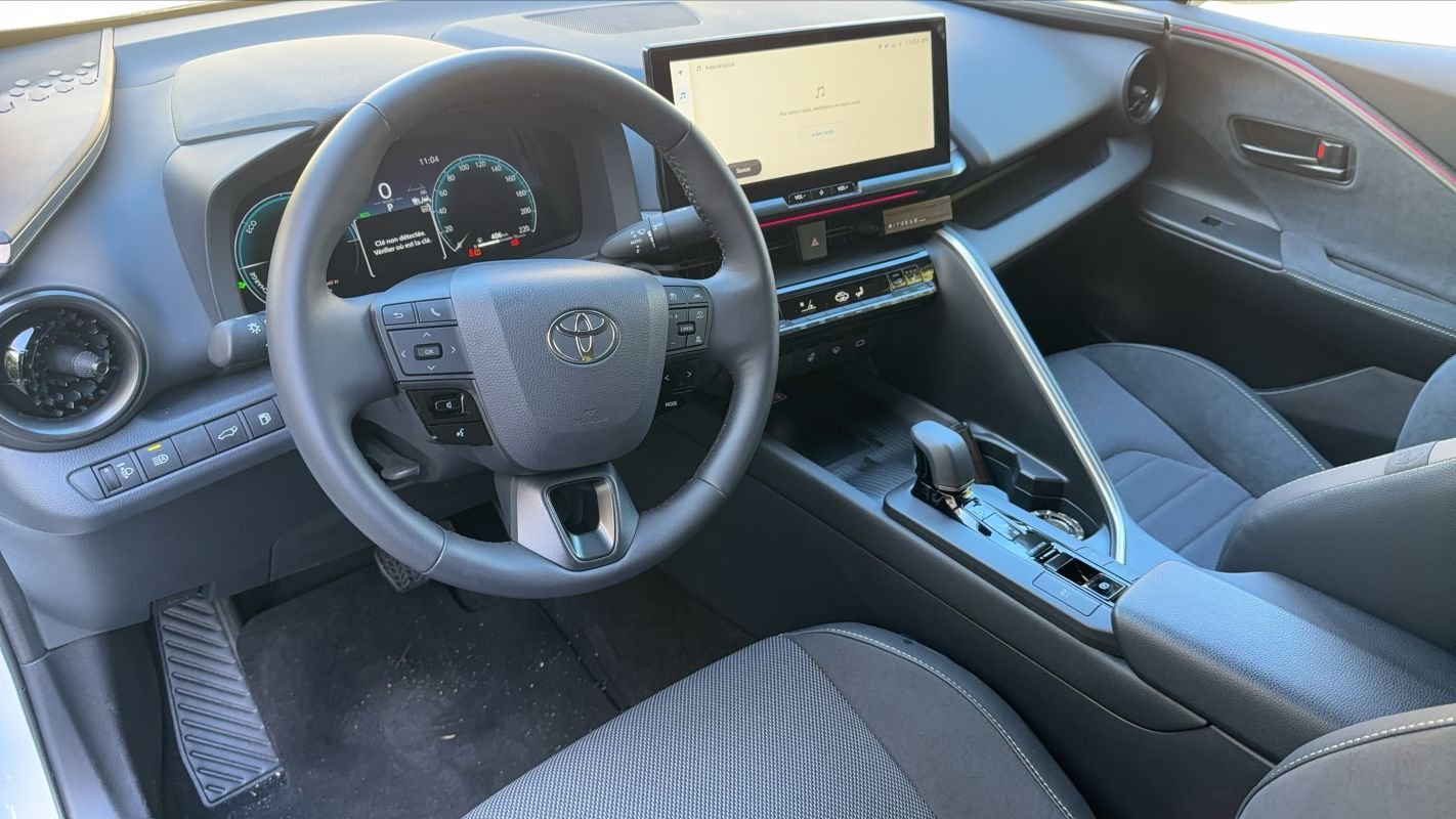 Toyota C-HR - Photo 8