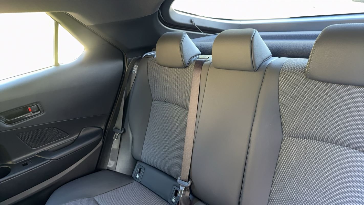 Toyota C-HR - Photo 9