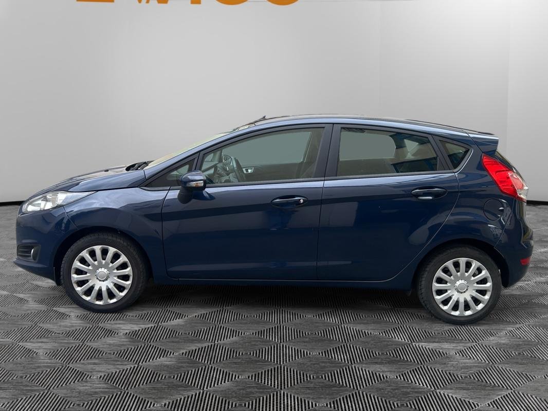 Ford Fiesta - Photo 3