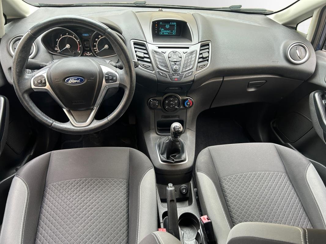 Ford Fiesta - Photo 9