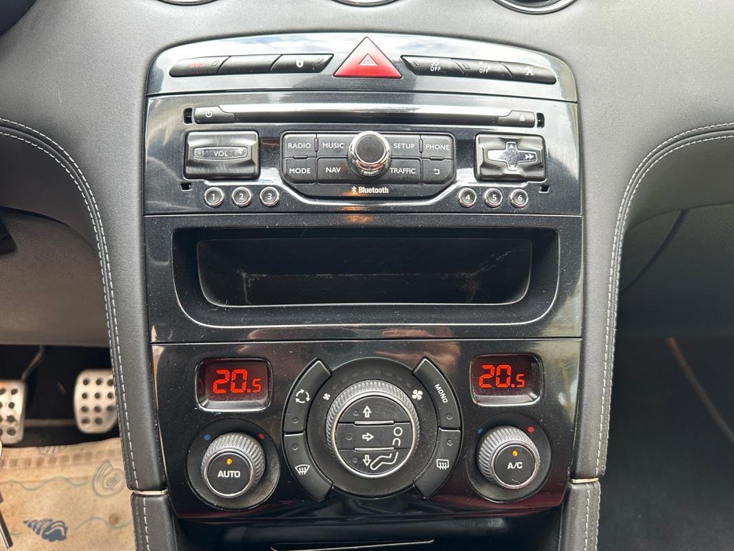 Peugeot RCZ - Photo 13