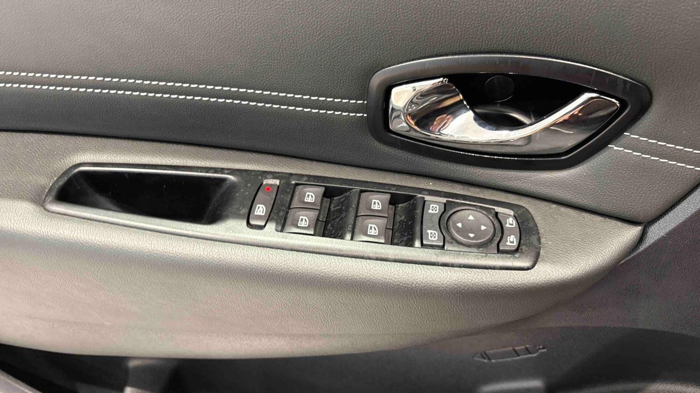 Renault Scénic - Photo 18