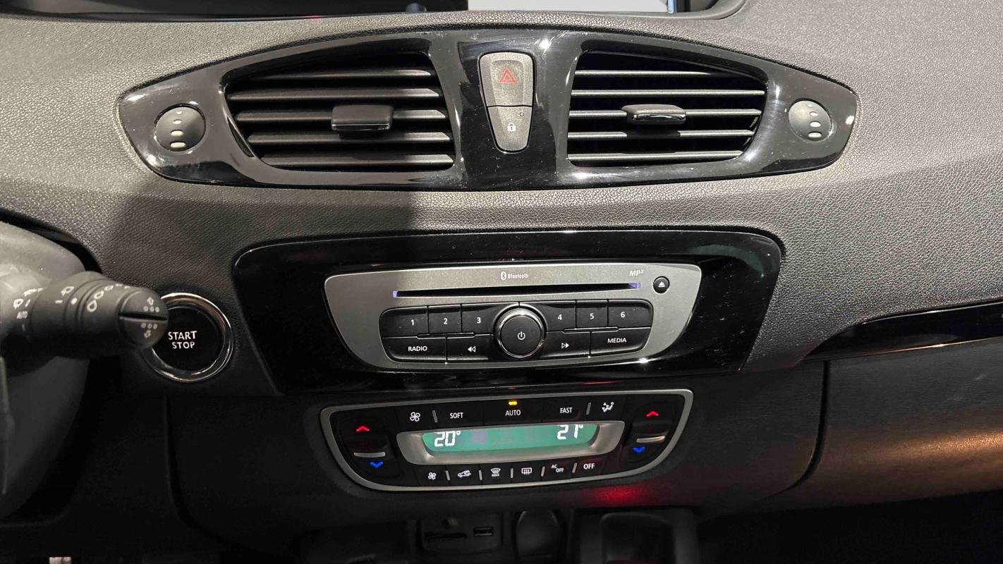 Renault Scénic - Photo 21