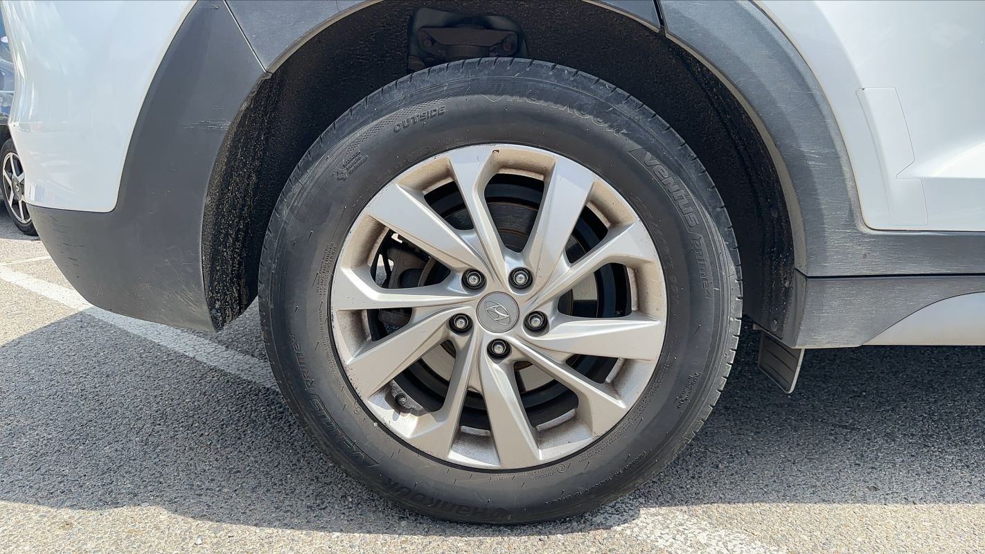 Hyundai Tucson - Photo 16
