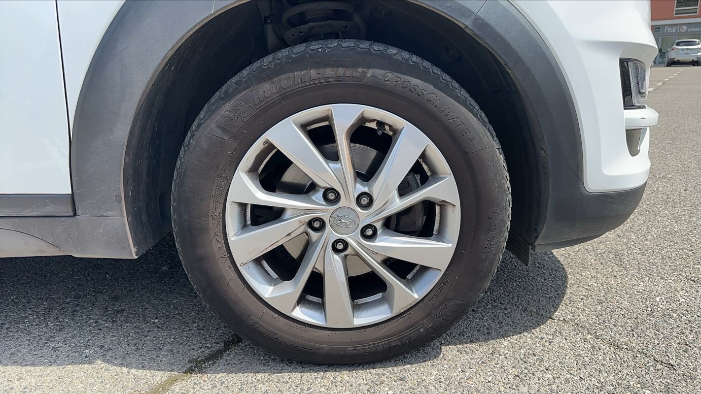 Hyundai Tucson - Photo 17