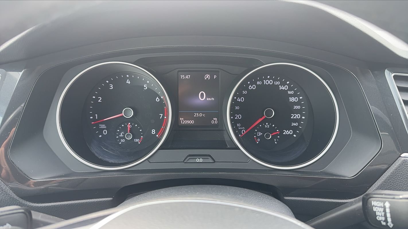 Volkswagen Tiguan - Photo 12