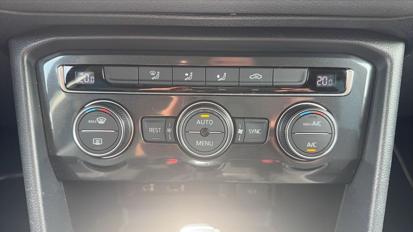 Volkswagen Tiguan - Photo 29