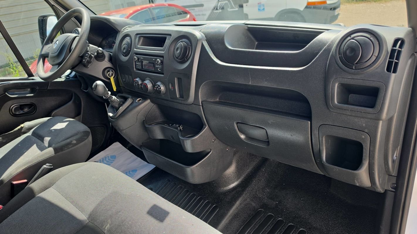 Renault Master - Photo 10