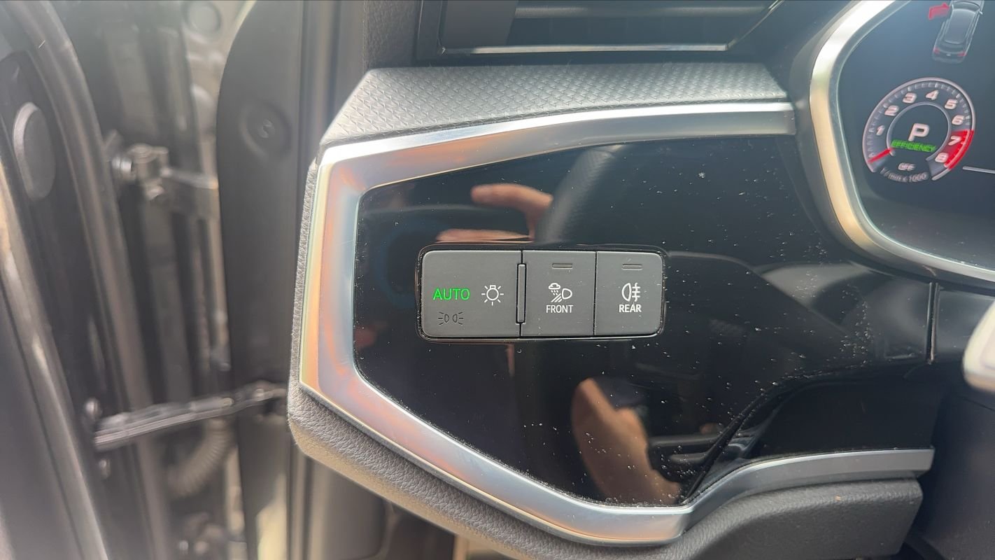 Audi Q3 - Photo 29