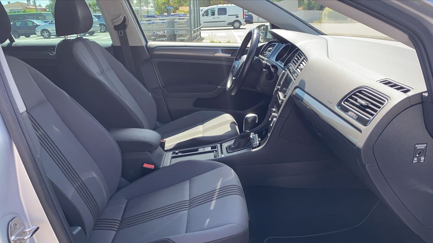 Volkswagen Golf - Photo 26