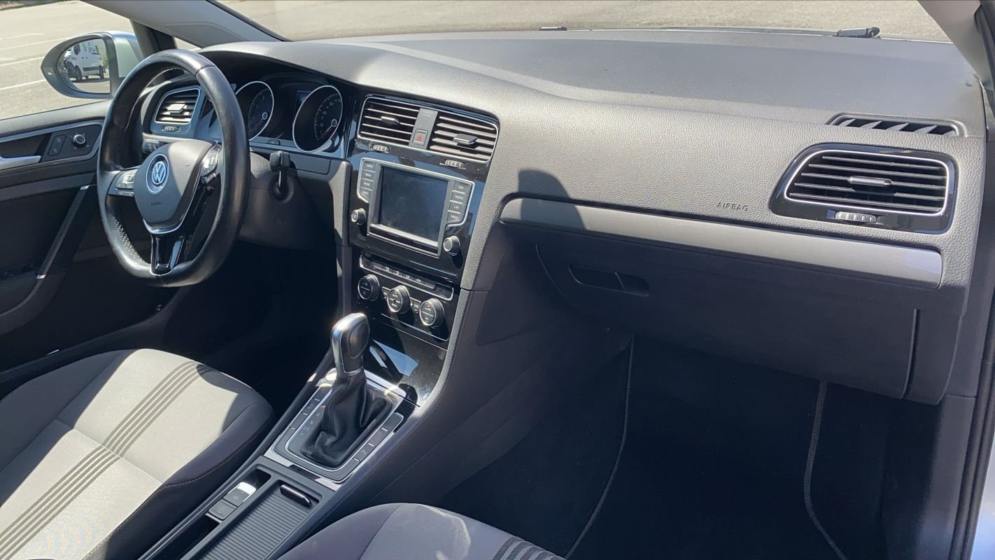 Volkswagen Golf - Photo 10
