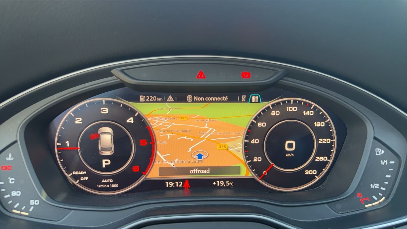Audi Q5 - Photo 12