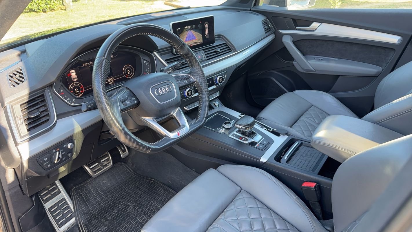 Audi Q5 - Photo 8