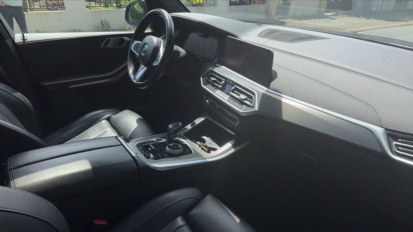 BMW X5 - Photo 10