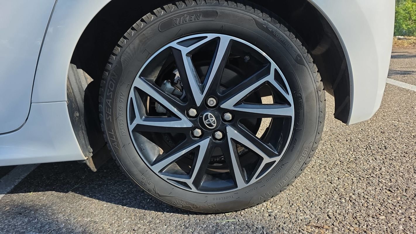 Toyota Yaris - Photo 19