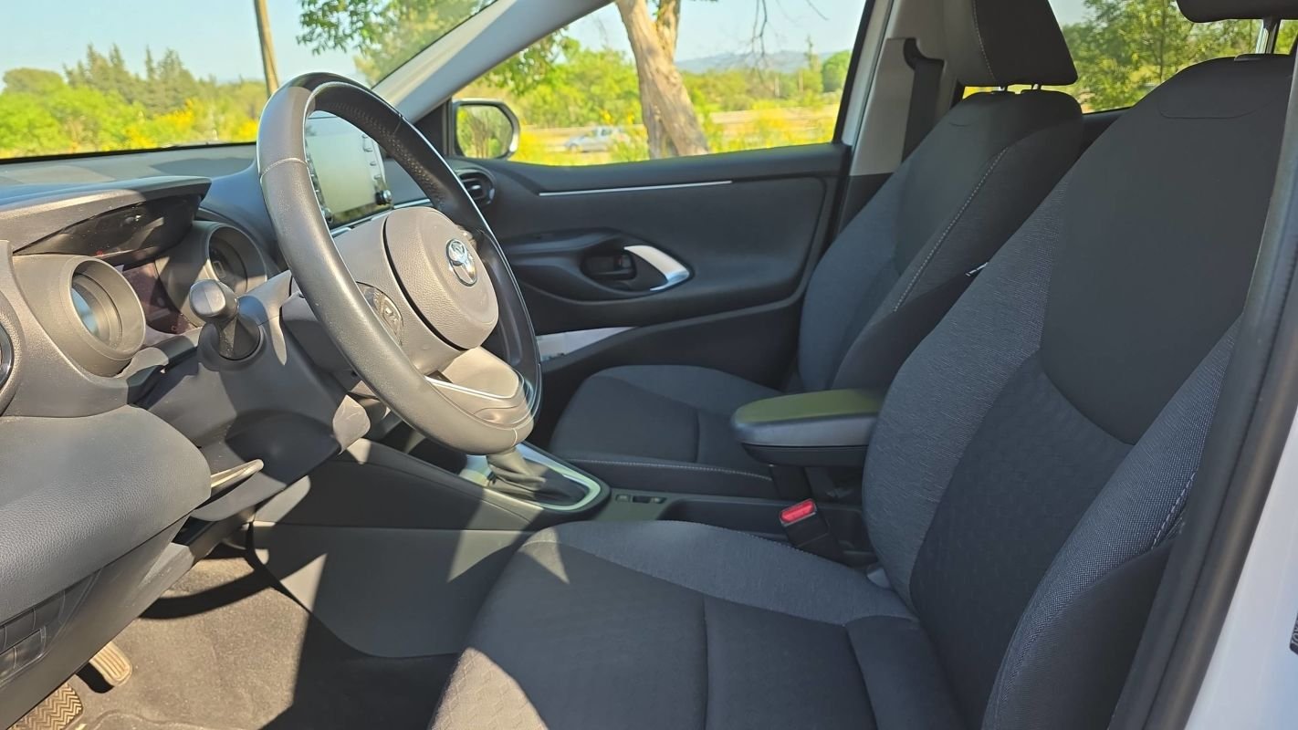 Toyota Yaris - Photo 25