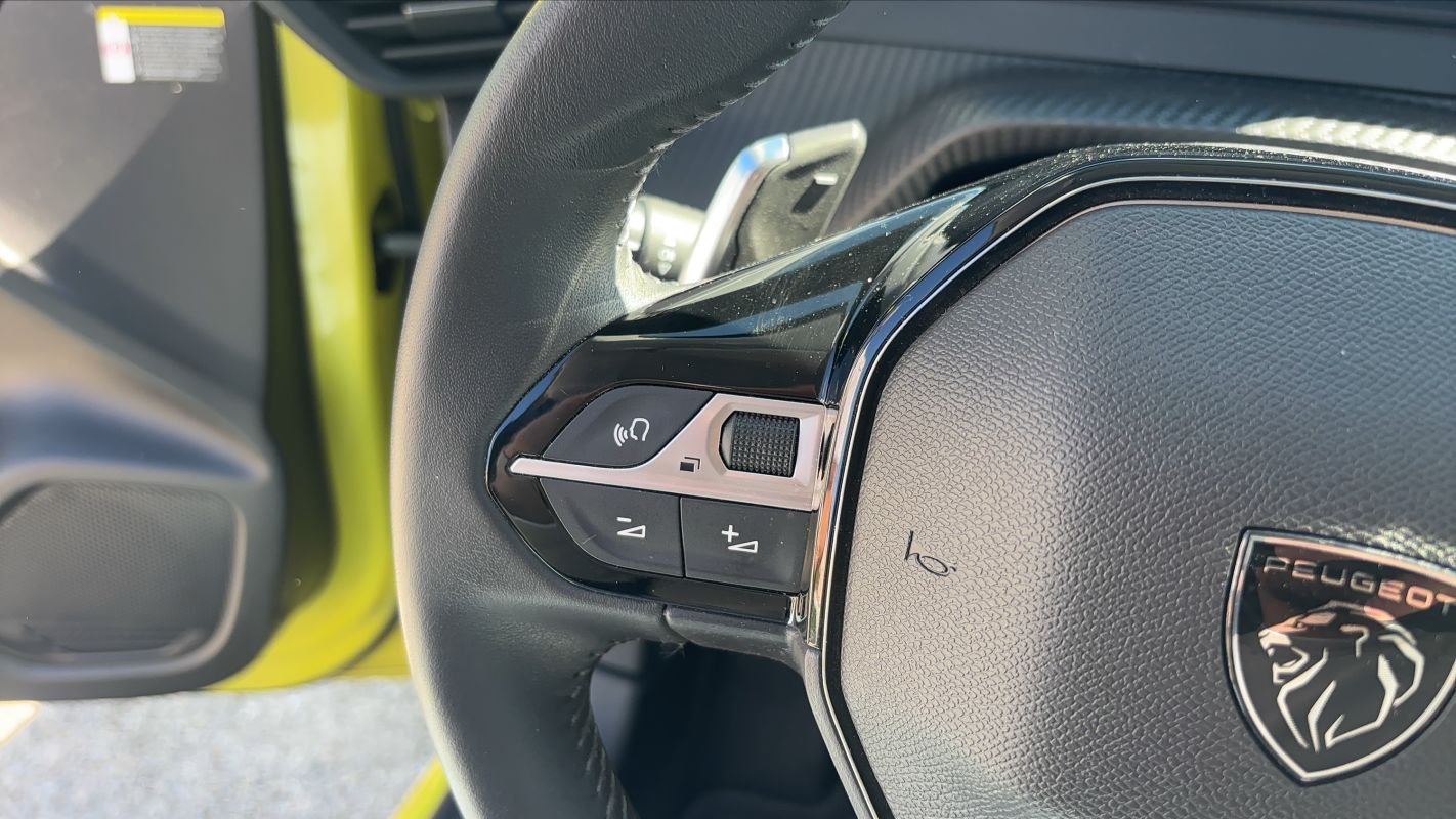 Peugeot 208 - Photo 29