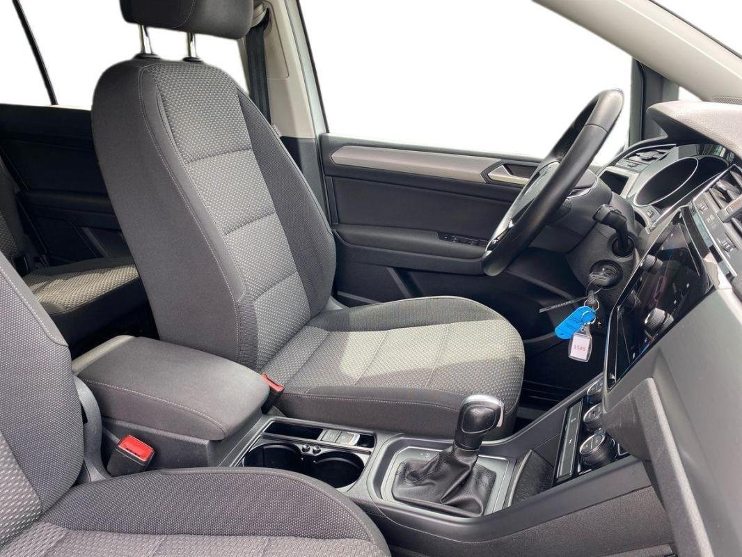 Volkswagen Touran - Photo 13