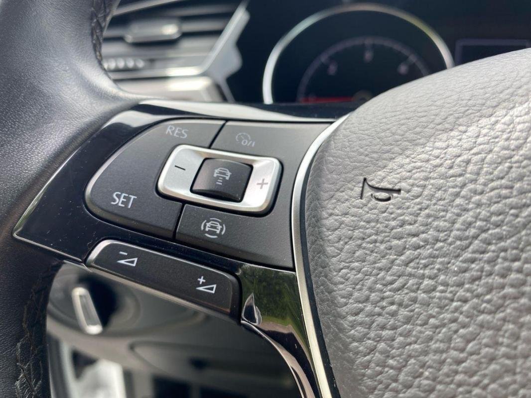 Volkswagen Touran - Photo 21