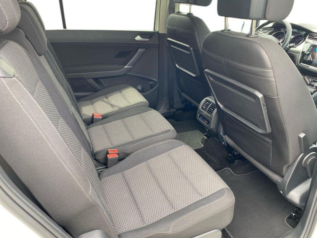 Volkswagen Touran - Photo 22