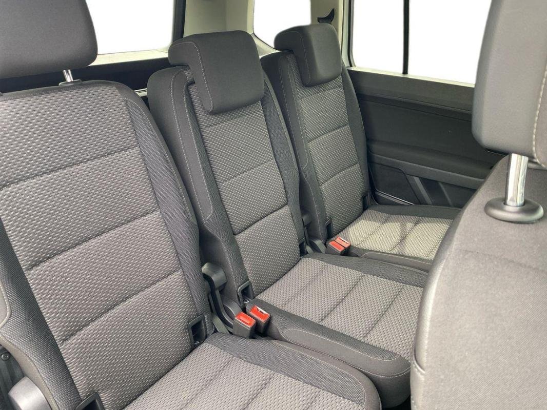 Volkswagen Touran - Photo 23