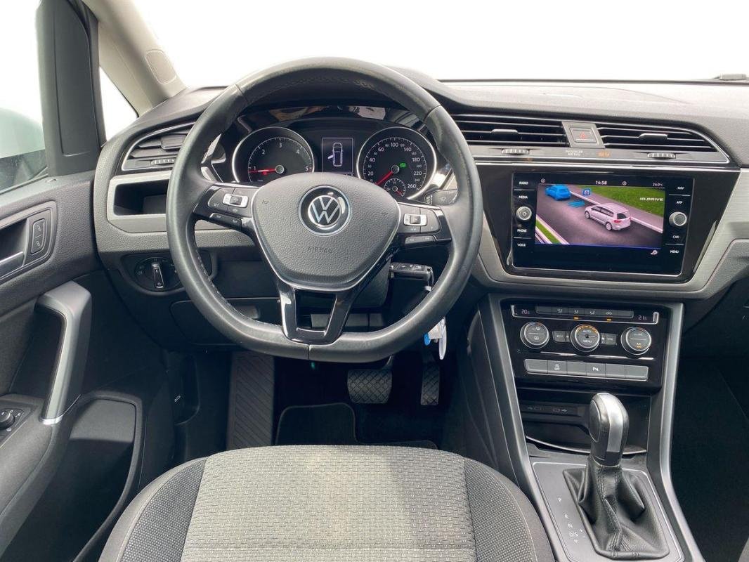 Volkswagen Touran - Photo 24